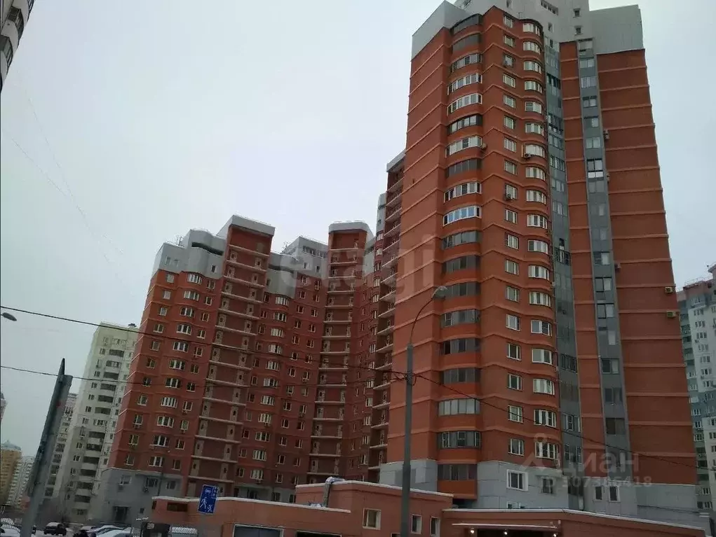 3-к кв. Московская область, Красногорск бул. Подмосковный, 9 (90.5 м) - Фото 0