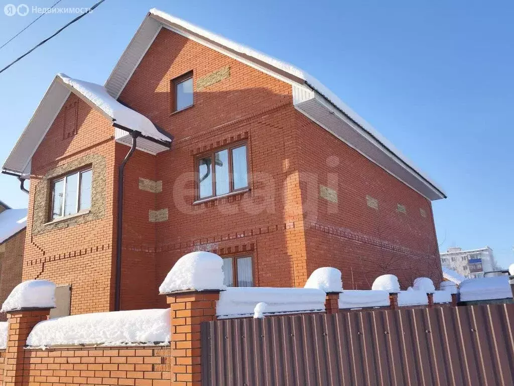 Дом в Сим, улица Свердлова (222.9 м) - Фото 1