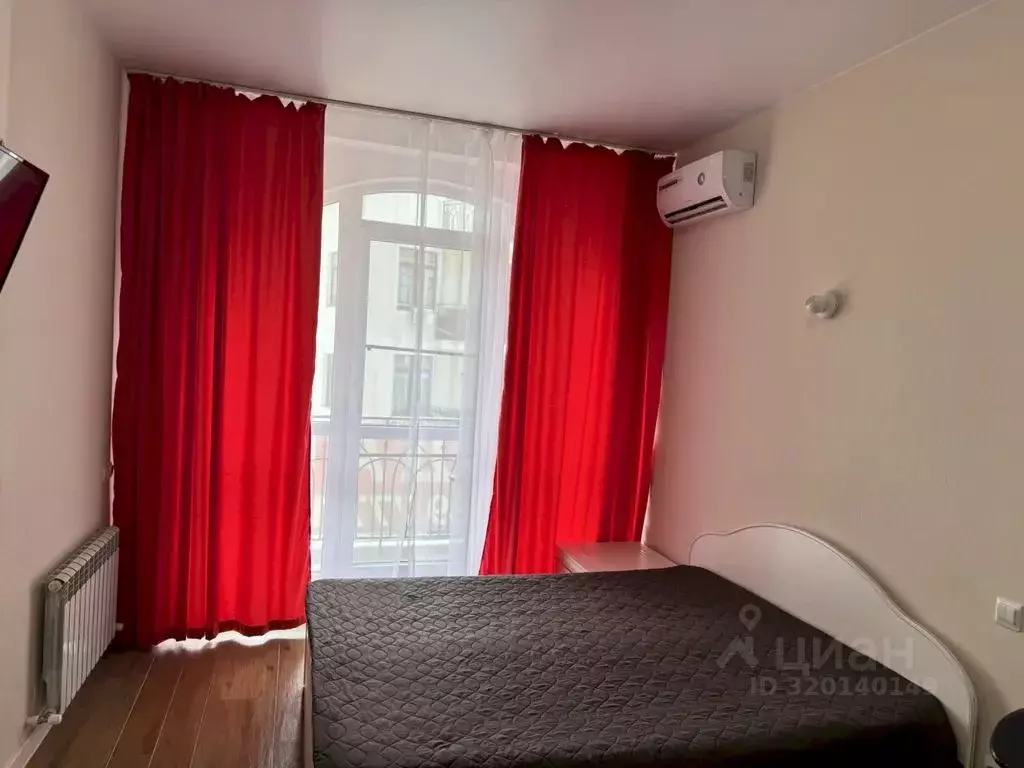 2-к кв. Краснодарский край, Геленджик Крымская ул., 22к21 (60.0 м) - Фото 0