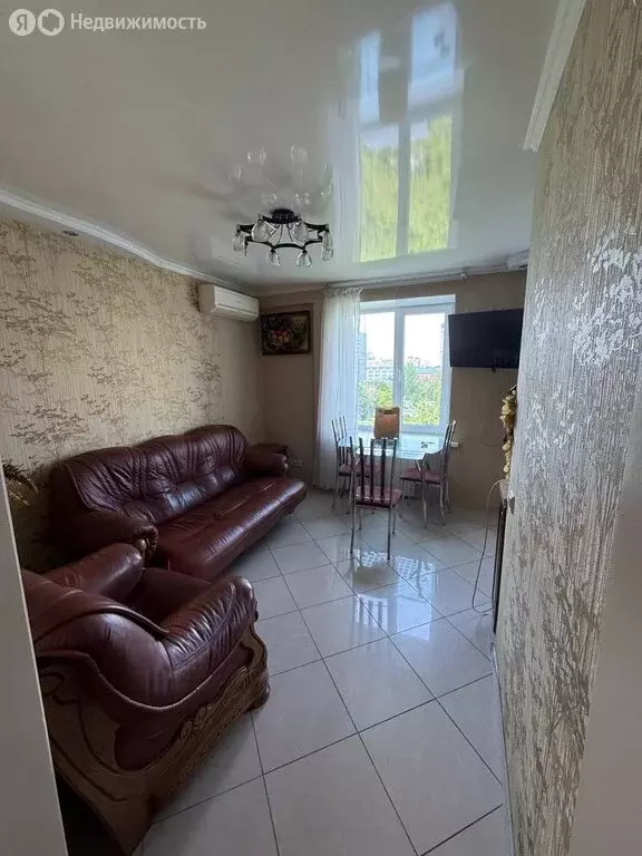 3-комнатная квартира: Москва, Загородное шоссе, 6к1 (58 м) - Фото 1