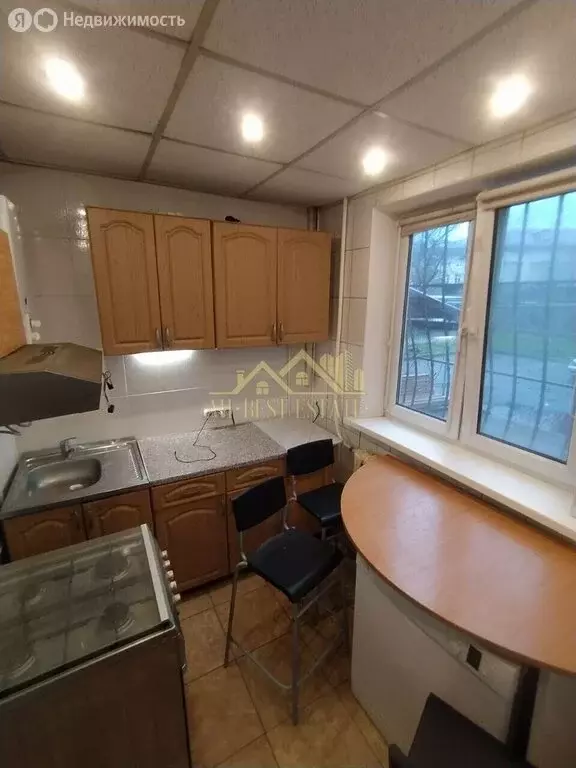 2-комнатная квартира: Владикавказ, улица Леонова, 11к3 (50 м) - Фото 1