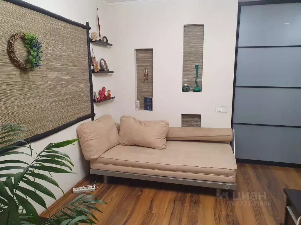 1-к кв. Свердловская область, Екатеринбург Пионерский жилрайон, пер. ... - Фото 2