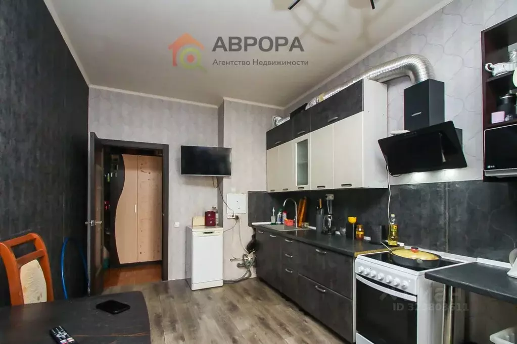 3-к кв. Ханты-Мансийский АО, Сургут ул. Семена Билецкого, 4 (67.2 м) - Фото 1