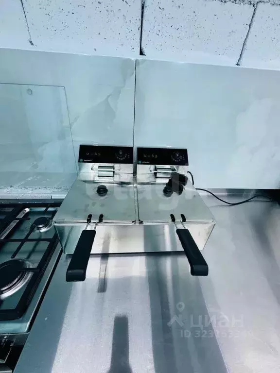 Торговая площадь в Северная Осетия, Владикавказ ул. Галковского, 220 ... - Фото 1