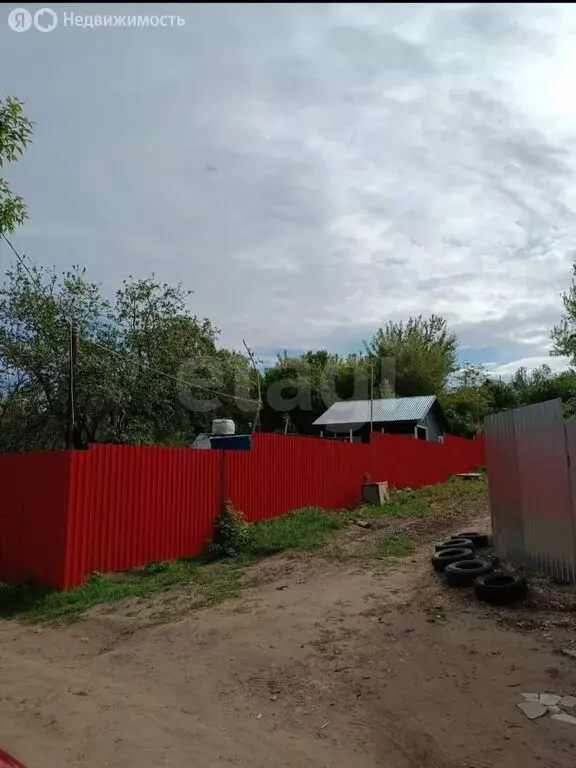 Дом в Саратовская область, муниципальное образование Энгельс, рабочий ... - Фото 0