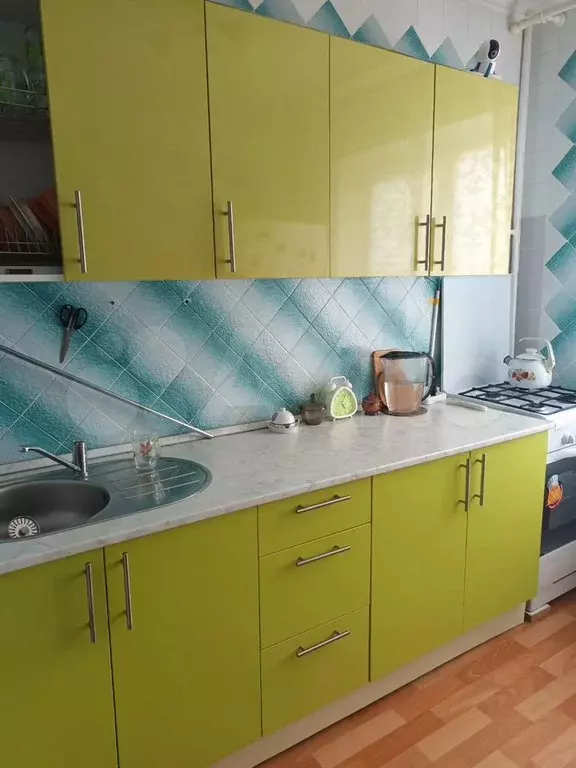 2-к. квартира, 55 м, 4/9 эт. - Фото 0