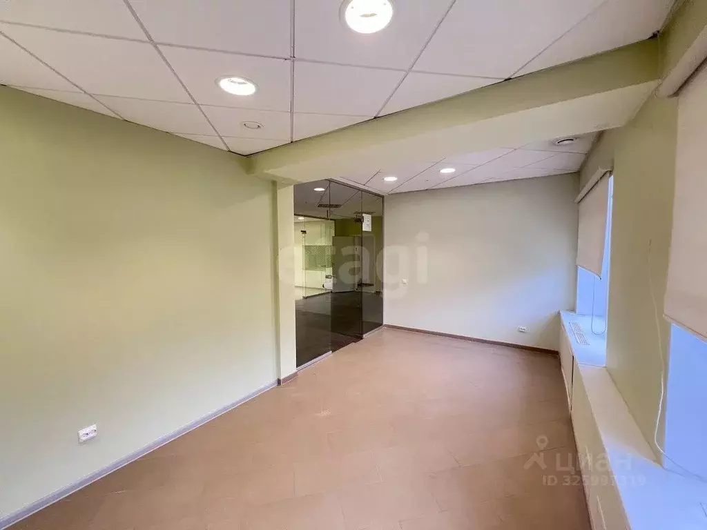 Помещение свободного назначения в Псковская область, Печоры Юрьевская ... - Фото 1