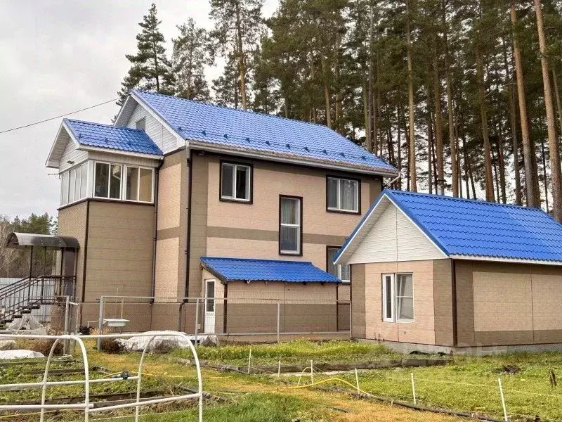 Дом в Свердловская область, Сысертский муниципальный округ, пос. ... - Фото 1
