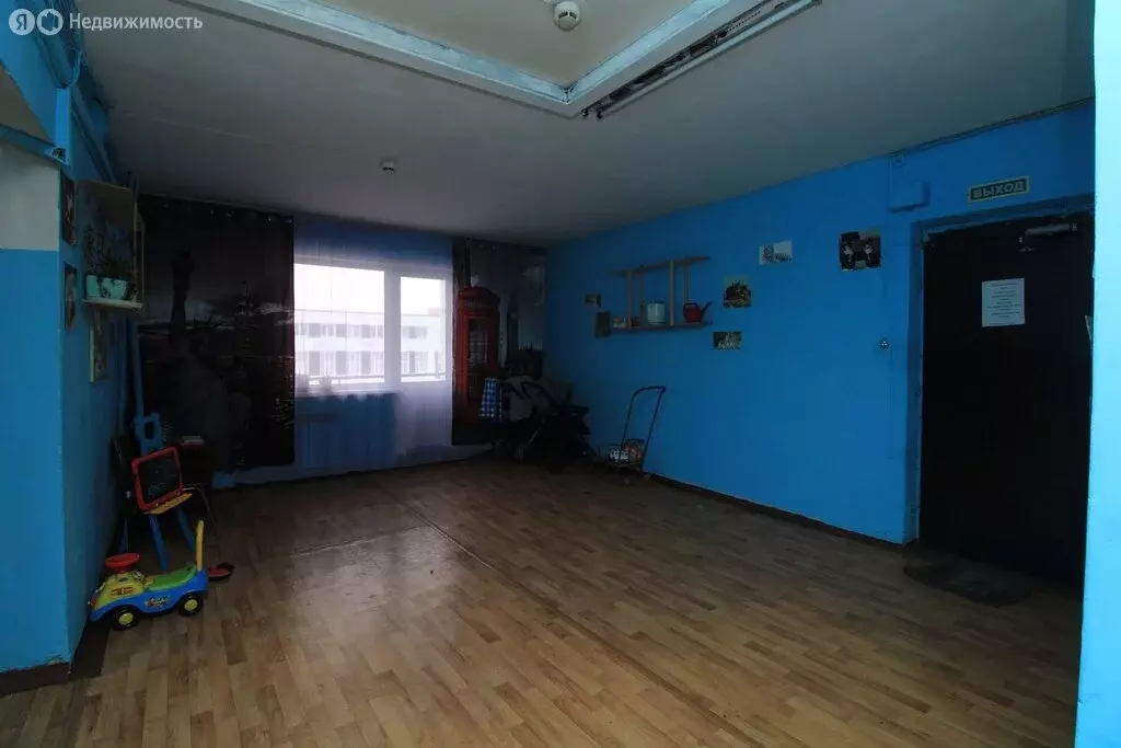 1-комнатная квартира: Красноярск, улица Железнодорожников, 11 (12.2 м) - Фото 0