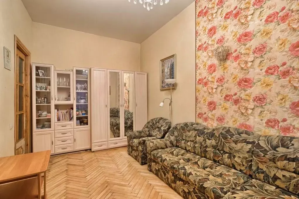 2-к кв. Санкт-Петербург 4-я Васильевского острова линия, 47 (59.5 м) - Фото 2