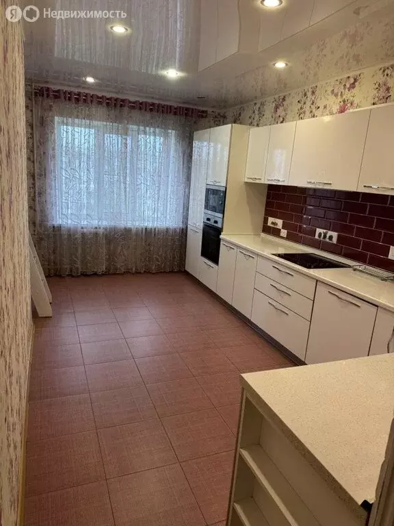 2-комнатная квартира: Тула, улица Кирова, 17 (79.3 м) - Фото 2