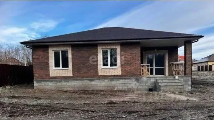 Дом в Белгородская область, Белгородский район, Тавровское с/пос, с. ... - Фото 1