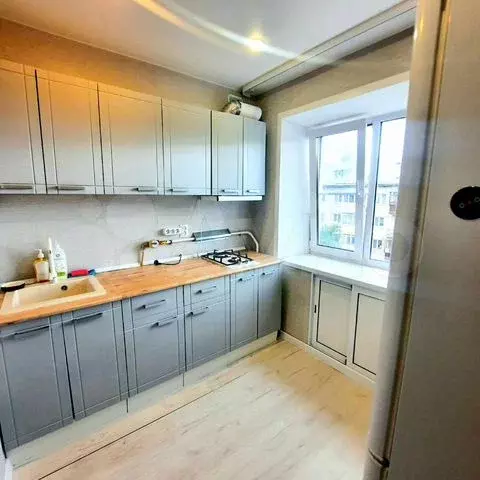 2-к. квартира, 45 м, 5/5 эт. - Фото 0