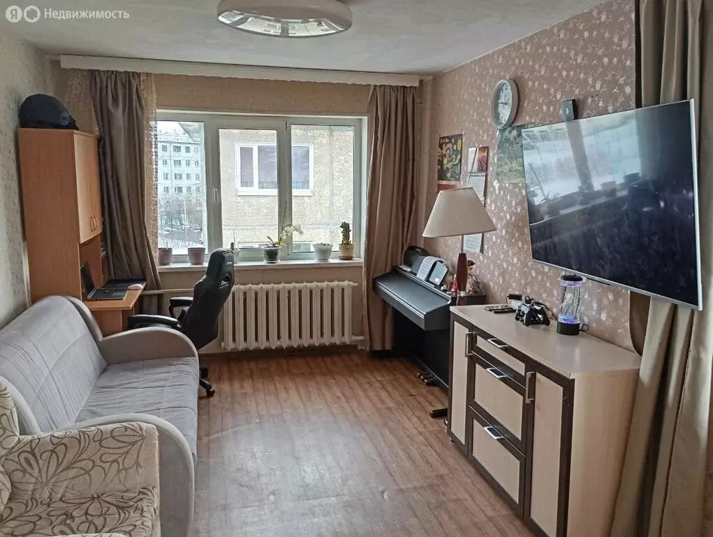 2-комнатная квартира: Магадан, Пролетарская улица, 24А (42.6 м) - Фото 1
