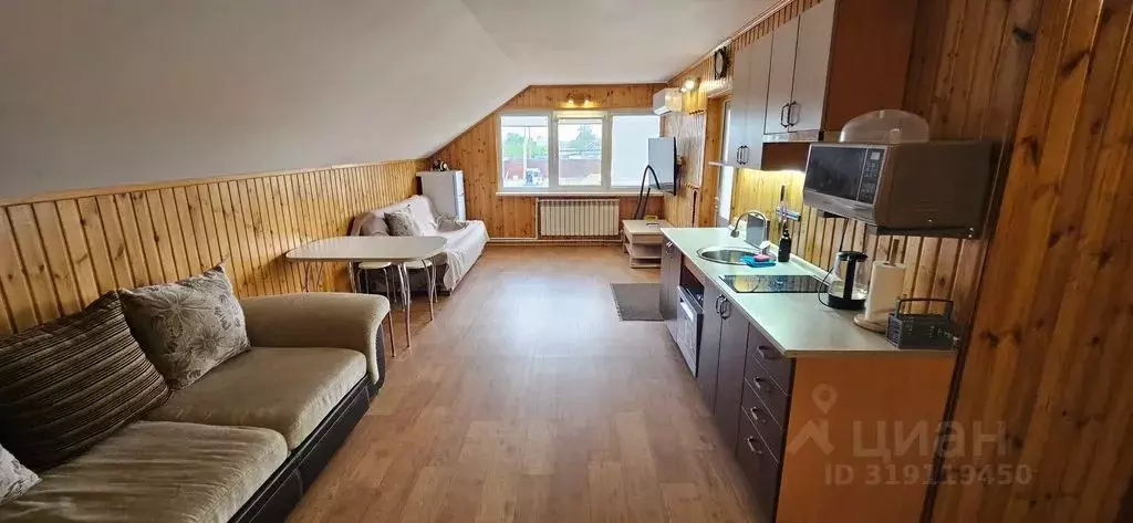 Дом в Саратовская область, с. Сабуровка ул. Ленина, 10А (70 м) - Фото 0