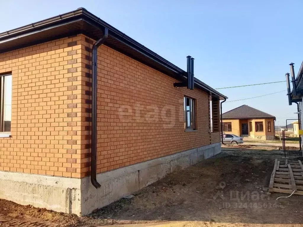 Дом в Ставропольский край, Михайловск Шпаковский район,  (140 м) - Фото 1