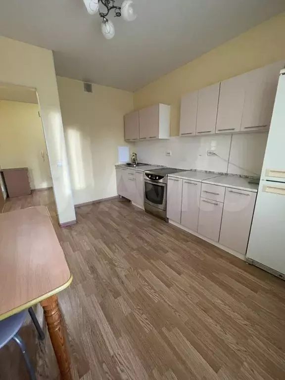 1-к. квартира, 38 м, 3/17 эт. - Фото 0