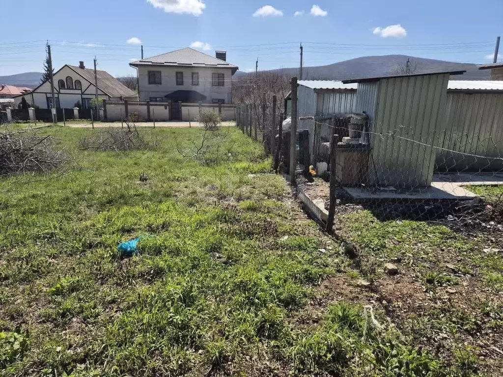 Участок в Крым, Кировский район, Старый Крым городское поселение ул. ... - Фото 1