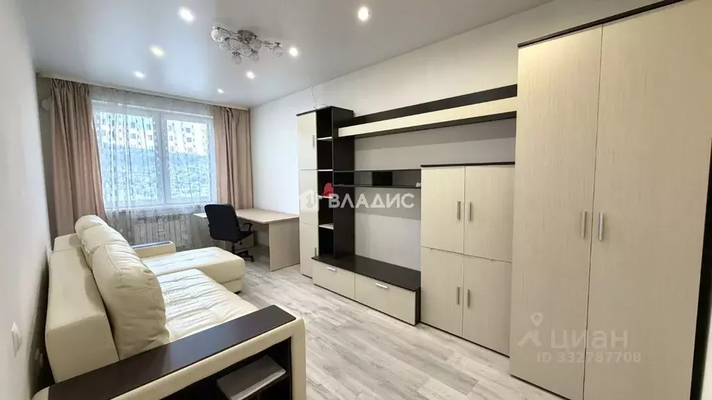 3-к кв. Бурятия, Улан-Удэ ул. Боевая, 7В (75.0 м) - Фото 1