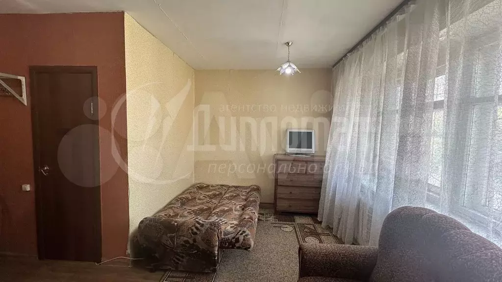 Комната 18 м в 1-к., 2/5 эт. - Фото 1