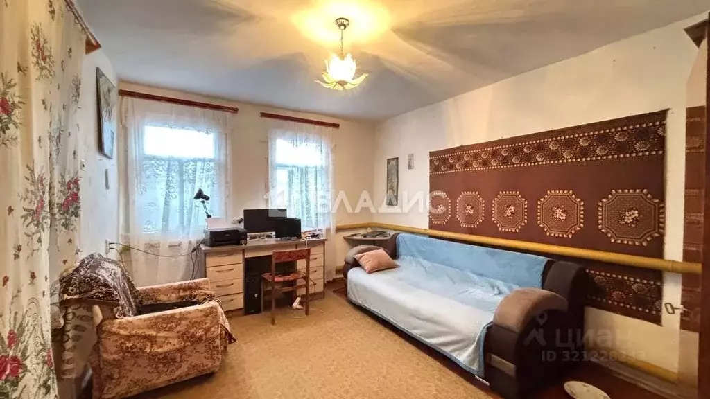 Дом в Белгородская область, Старооскольский городской округ, с. ... - Фото 1