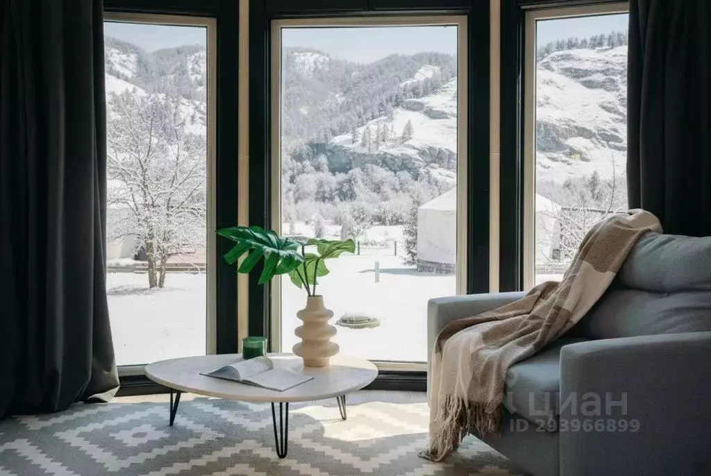 Дом в Алтай, Чемальский район, с. Анос ул. Клубничная (40 м) - Фото 1