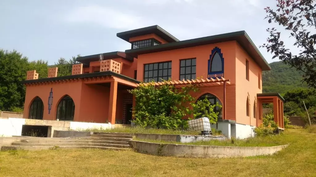 Дом в Севастополь с. Подгорное, ул. Весенняя, 12 (308 м) - Фото 2