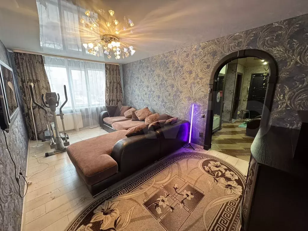 3-к. квартира, 65 м, 1/9 эт. - Фото 0