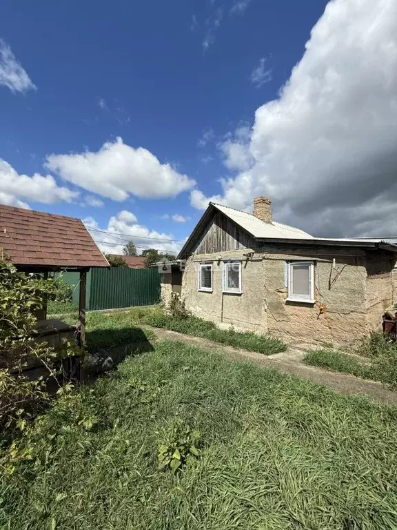 Дом в Белгородская область, Белгородский район, с. Стрелецкое ул. ... - Фото 1