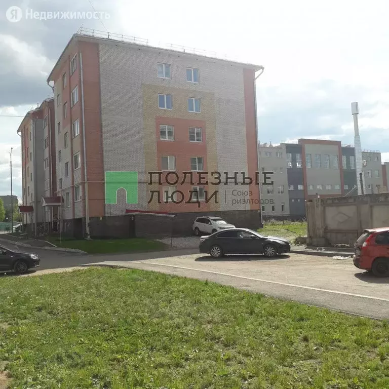 2-комнатная квартира: Можга, Заводской переулок, 30 (48.6 м) - Фото 0