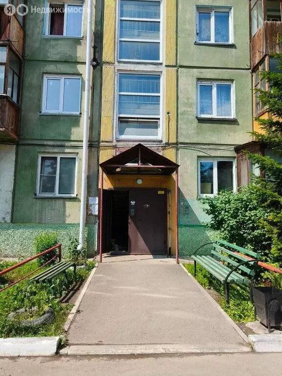 2-комнатная квартира: Бийск, переулок Владимира Мартьянова, 61/1 (43.8 ... - Фото 0