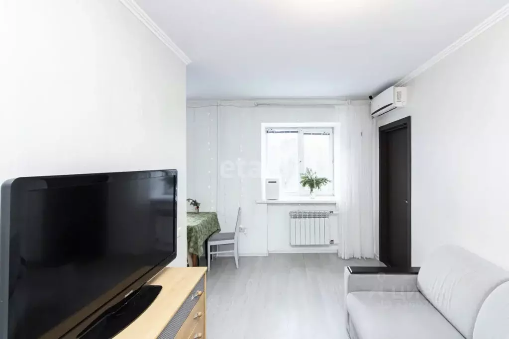 2-к кв. Тюменская область, Тюмень ул. Котовского, 10 (50.5 м) - Фото 1