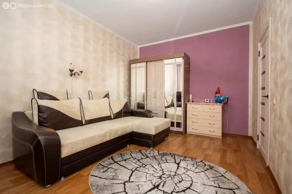 1-комнатная квартира: Тюмень, улица Муравленко, 13 (34.7 м) - Фото 0
