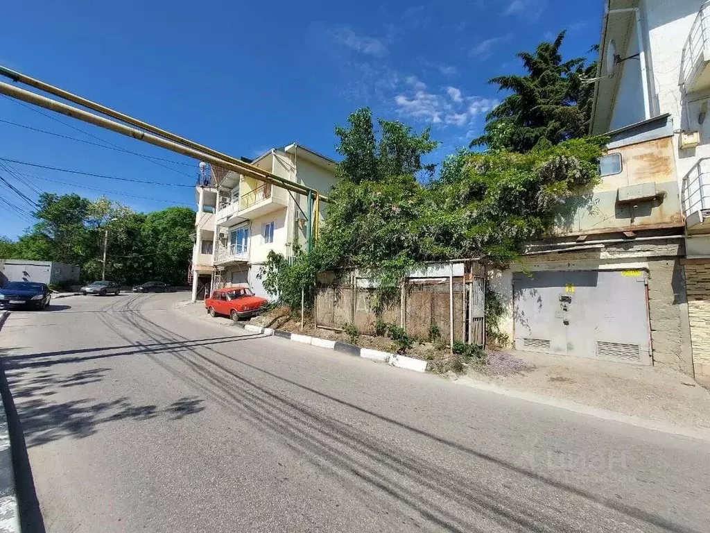 Гараж в Крым, Ялта ул. Ореховая, 14 (30 м) - Фото 0