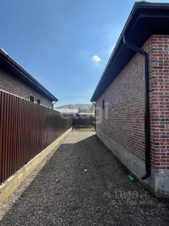 Дом в Адыгея, Майкоп Низпоташная ул. (130 м) - Фото 1