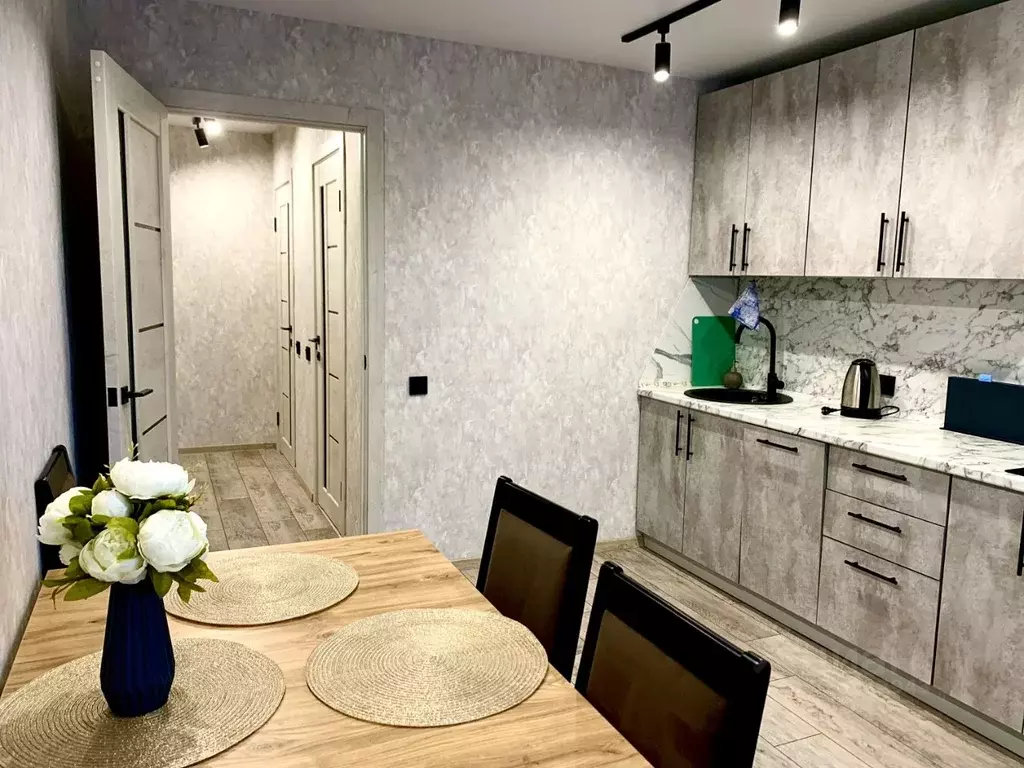 2-к кв. Ярославская область, Ярославль ул. Менделеева, 21 (63.8 м) - Фото 2