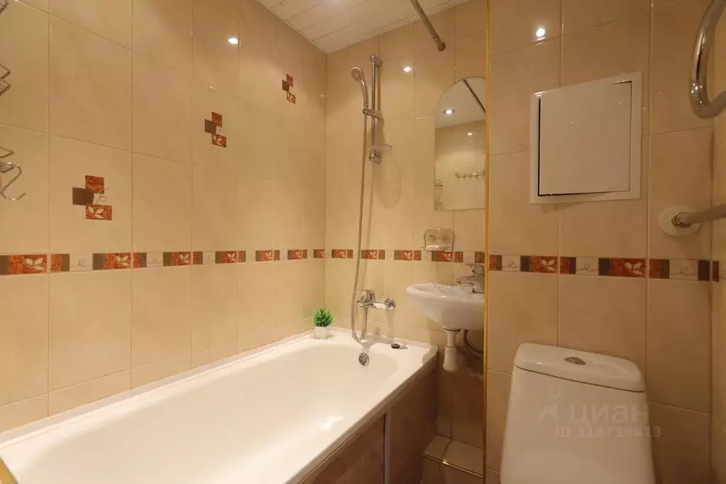 2-к кв. Санкт-Петербург ул. Турку, 8К2 (41.0 м) - Фото 1