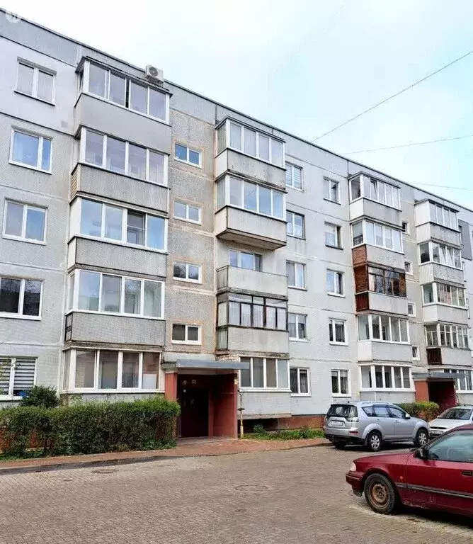 2-комнатная квартира: Калининград, улица Горького, 140 (54 м) - Фото 0