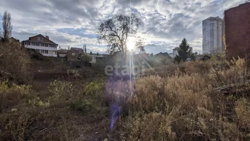 Участок в Воронежская область, Воронеж ул. Коммунаров (10.0 сот.) - Фото 0