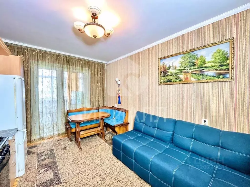 2-к кв. Курская область, Железногорск ул. Маршала Жукова, 12 (70.2 м) - Фото 1