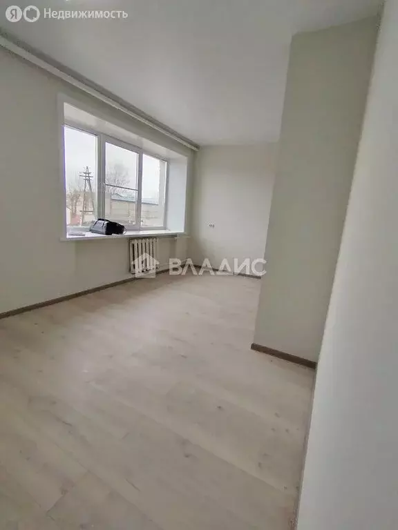 1к в 10-комнатной квартире (32.1 м) - Фото 2