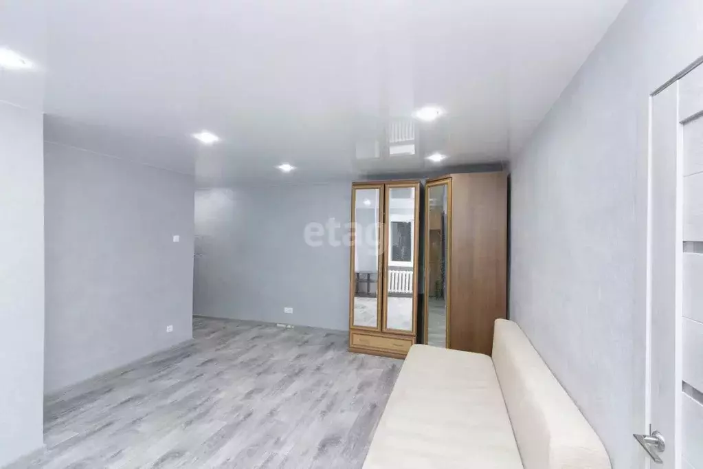 2-к кв. Тюменская область, Тюмень ул. Пермякова, 10 (44.7 м) - Фото 1