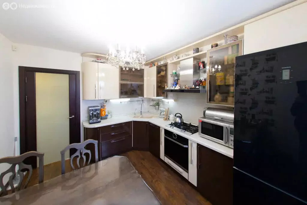 3-комнатная квартира: Альметьевск, улица Шевченко, 162 (88.7 м) - Фото 1