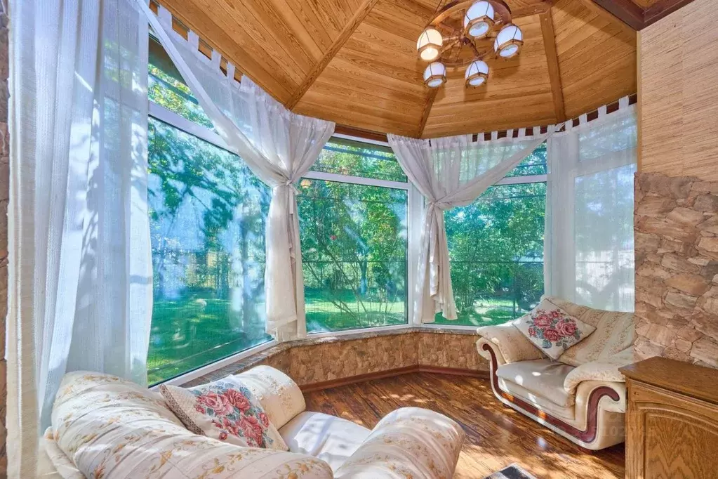 Дом в Краснодарский край, Краснодар ул. Прикубанская, 3/1 (178 м) - Фото 1