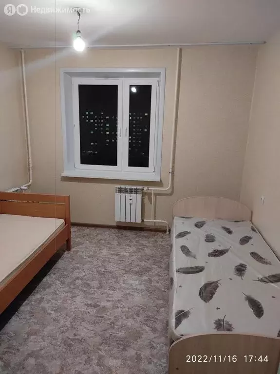 3-комнатная квартира: Нижнекамск, проспект Мира, 92 (68 м) - Фото 1