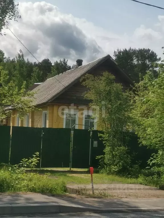Дом в Ленинградская область, Волховский район, Пашское с/пос, с. Паша ... - Фото 1