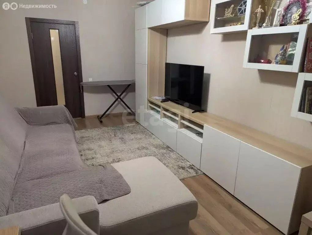 3-комнатная квартира: Пермь, улица Куфонина, 10Б (75.8 м) - Фото 2