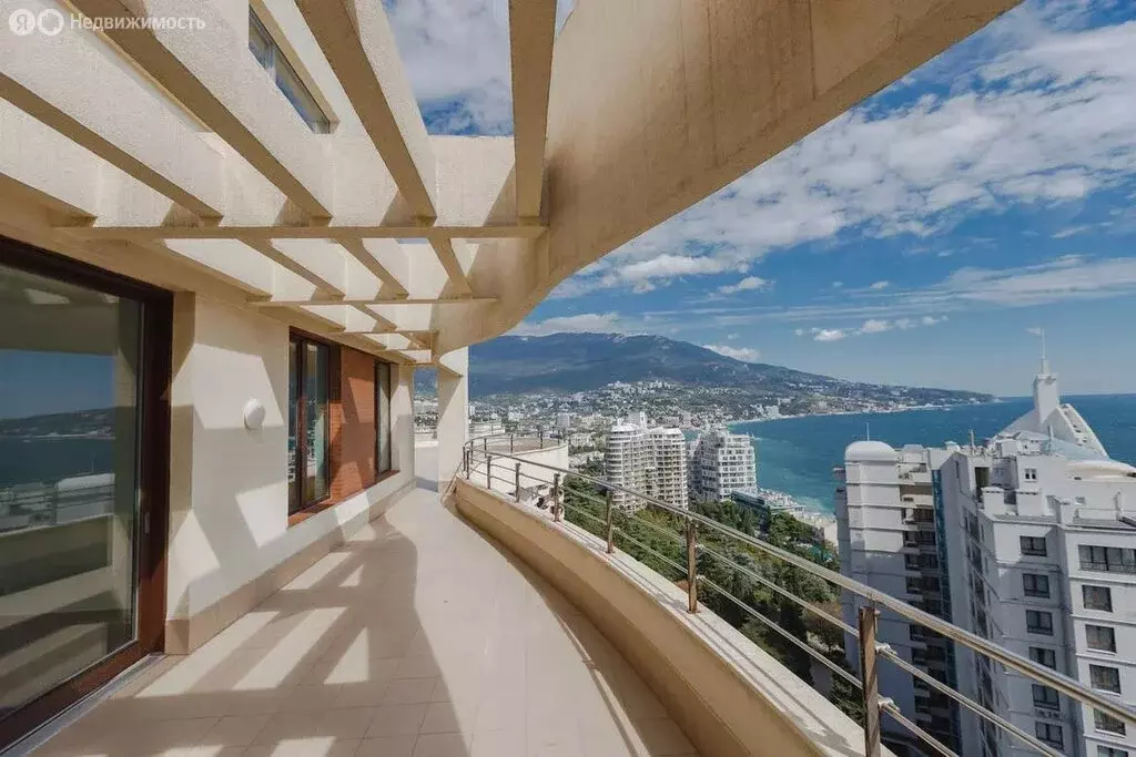 3-комнатная квартира: Ялта, Парковый проезд, 6А (378.2 м) - Фото 1