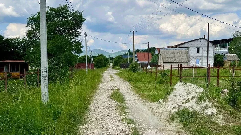 Участок в Севастополь с. Орлиное, Нива СТ,  (7.0 сот.) - Фото 1