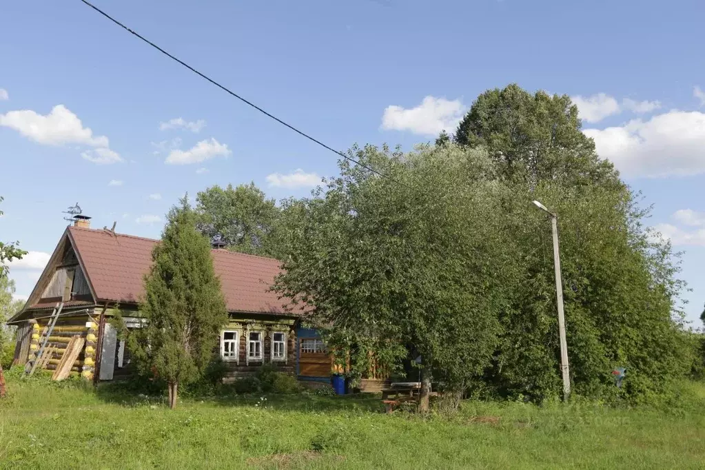 Дом в Калужская область, Юхновский муниципальный округ, Чемоданово ... - Фото 1